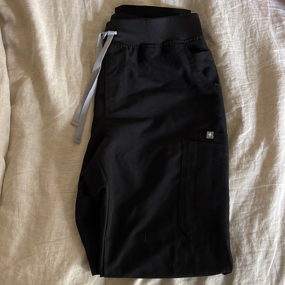 Figs yola high waisted scrub pants medium TALL